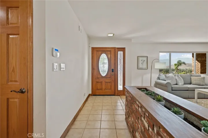 5334 Agate Street, Jurupa Valley, California 92509