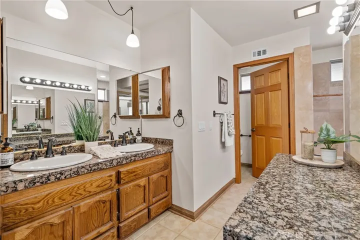 5334 Agate Street, Jurupa Valley, California 92509