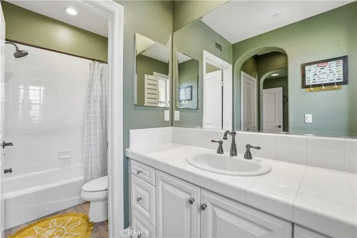 En Suite bathroom