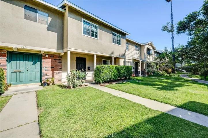 Welcome to 623 E. Matchwood Place