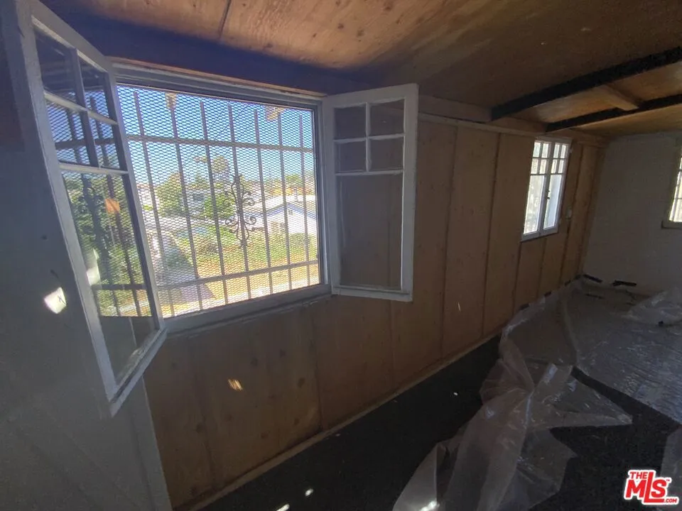 Bedroom Open Windows