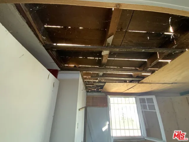 Bedroom Ceiling
