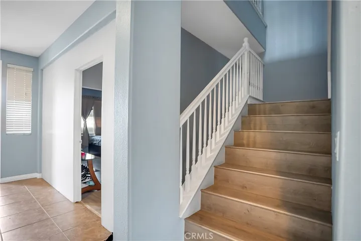 2 Bed room down stairs no permits 
