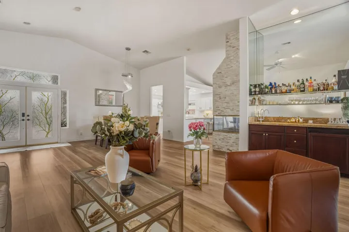 79516MorningGloryCt-10