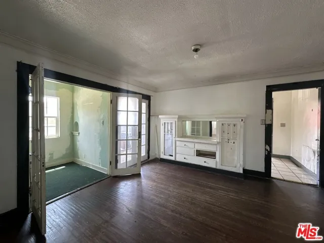 Upstairs - 2 Bedroom