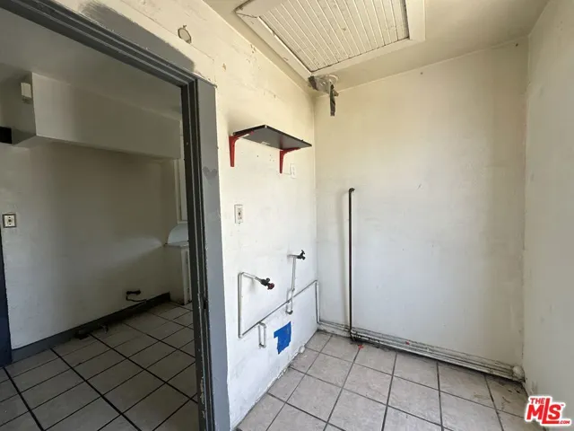Upstairs - 2 Bedroom