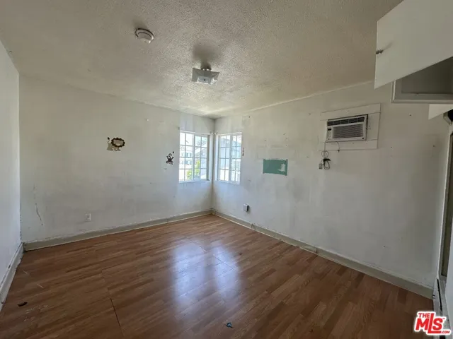 Upstairs - 2 Bedroom