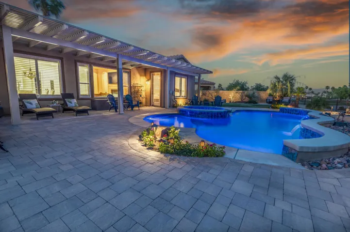 81819 Brittlebush L