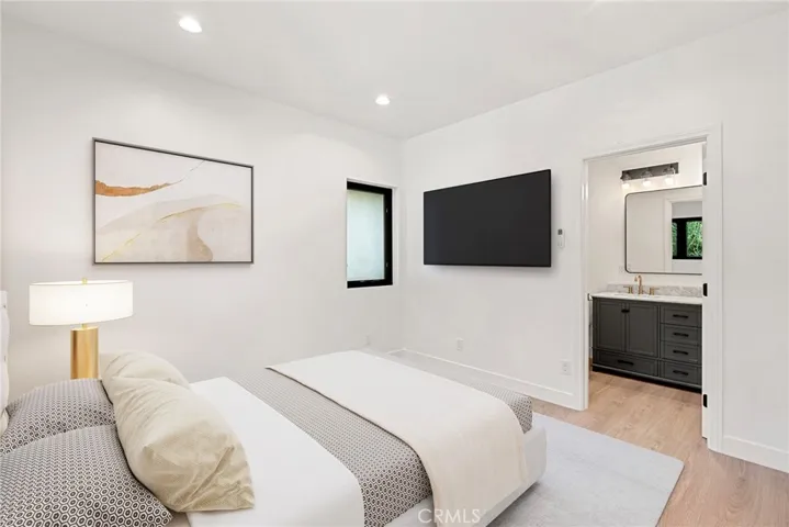 8929 Hubbard Street, Culver City, California 90232