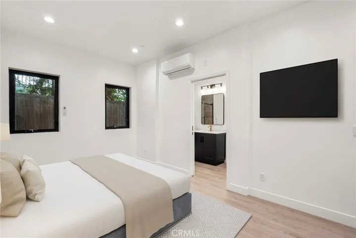 8929 Hubbard Street, Culver City, California 90232