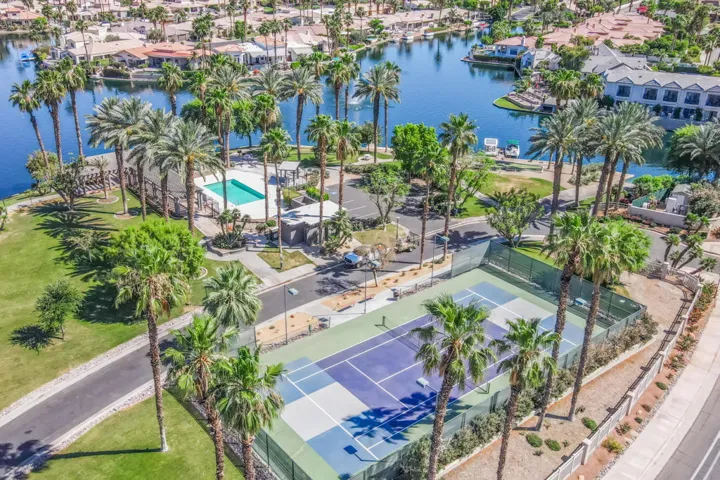 Community Pool/Sports Courts