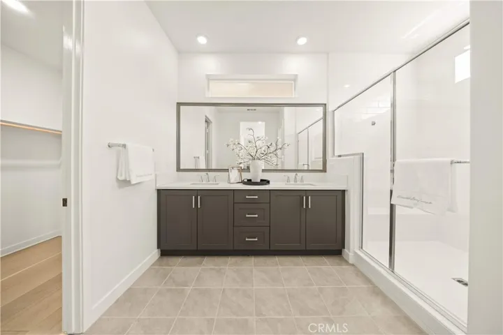 203 Abacus, Irvine, California 92618