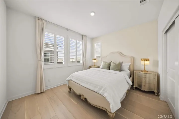 203 Abacus, Irvine, California 92618