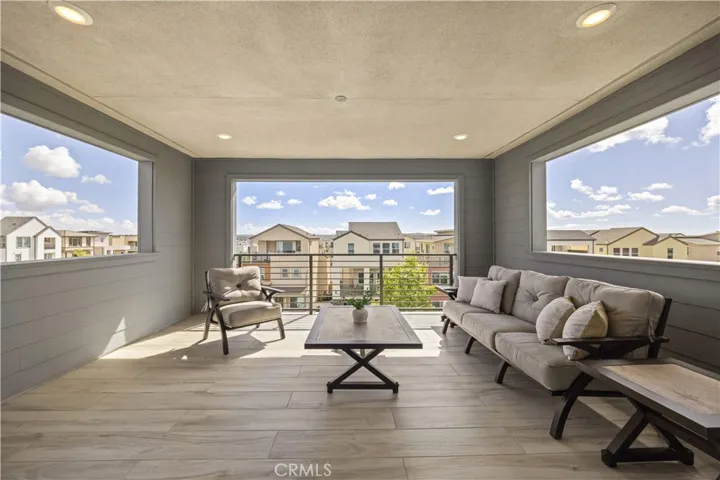 203 Abacus, Irvine, California 92618