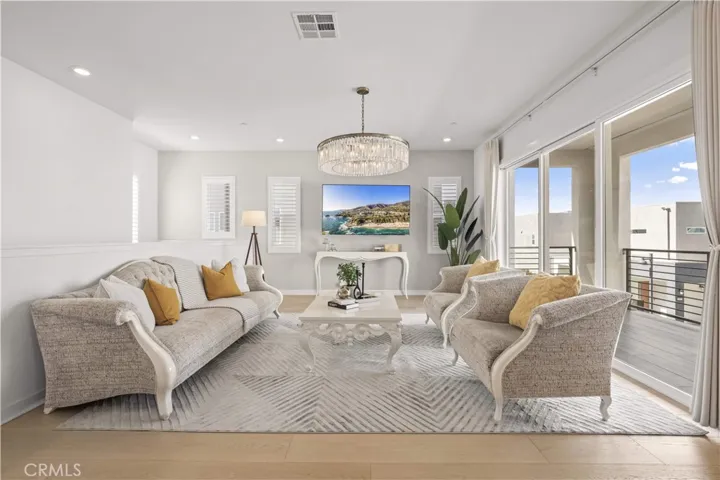203 Abacus, Irvine, California 92618