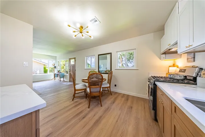 946 Cedar Street, Corona, California 92879