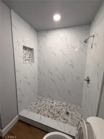 10255 California, South Gate, California 90280