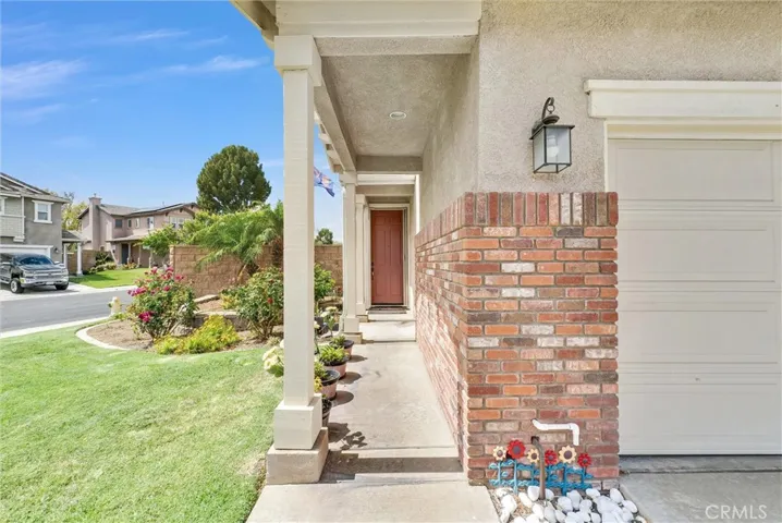 7969 Shadow Trails, Jurupa Valley, California 92509