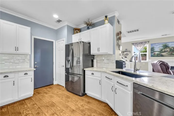7969 Shadow Trails, Jurupa Valley, California 92509