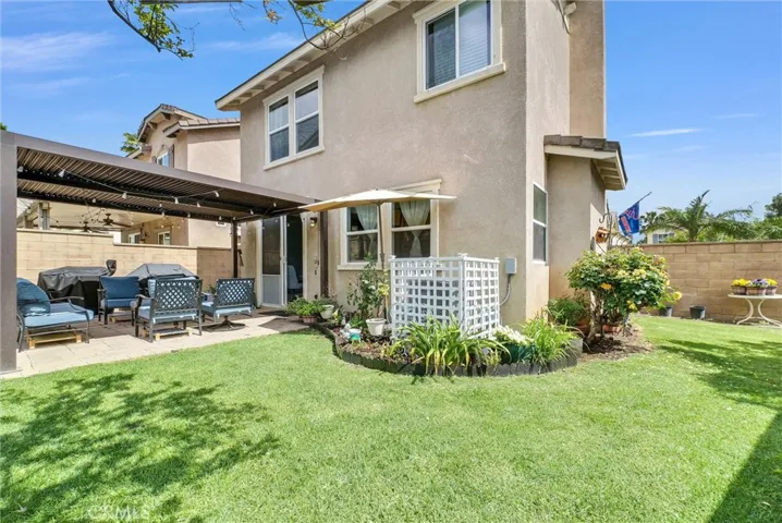 7969 Shadow Trails, Jurupa Valley, California 92509