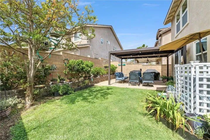 7969 Shadow Trails, Jurupa Valley, California 92509