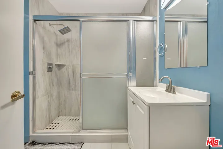 448 W 64th Street, Inglewood, California 90302