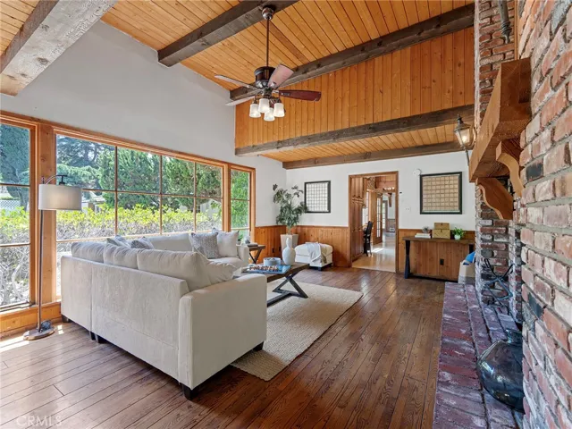 Family room / Game room
