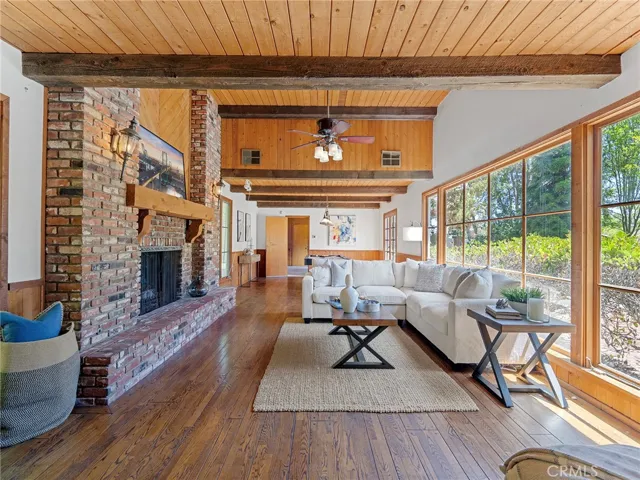 Family room / Game room
