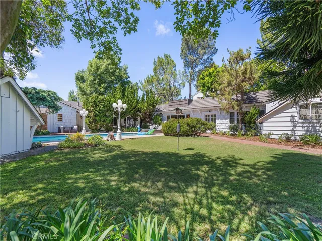 19 Strawberry Lane, Rolling Hills Estates, California 90274