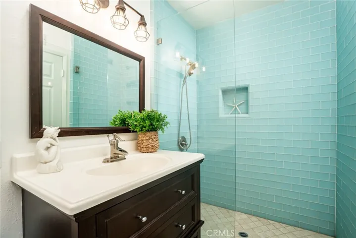 Downstairs bathroom!