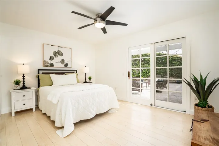 Downstairs auxiliary bedroom #1