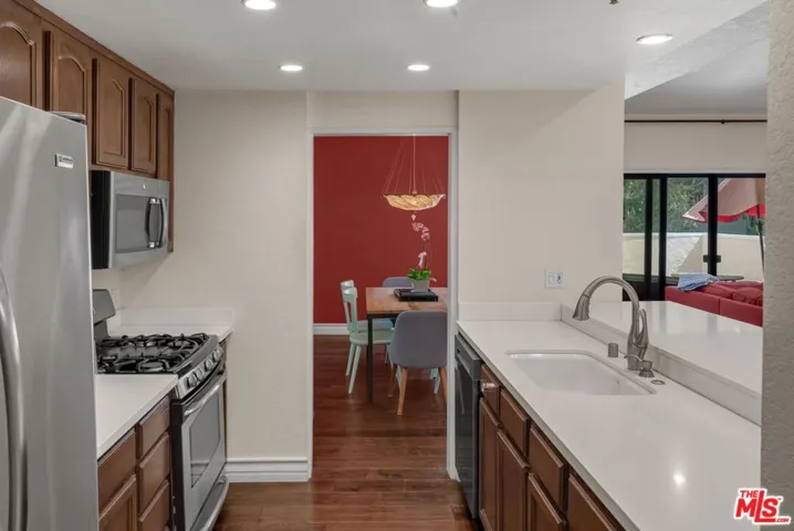 1722 Malcolm Avenue 304, Los Angeles, California 90024