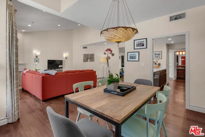 1722 Malcolm Avenue 304, Los Angeles, California 90024