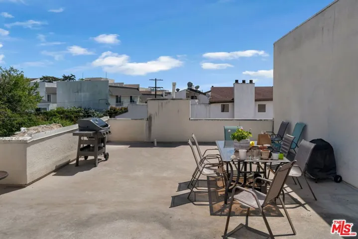 1722 Malcolm Avenue 304, Los Angeles, California 90024