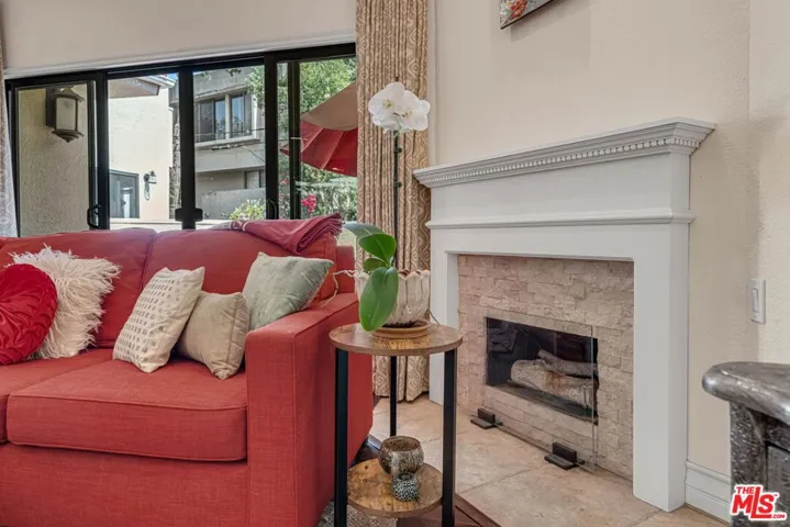 1722 Malcolm Avenue 304, Los Angeles, California 90024