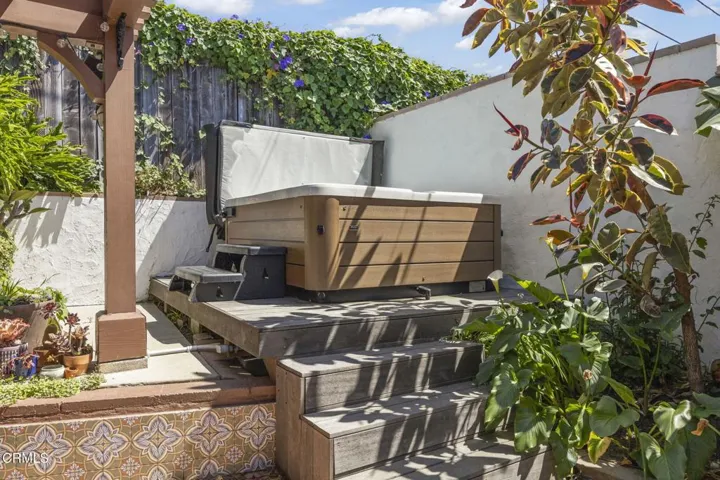 56-web-or-mls-SeaoroStudios-630R035