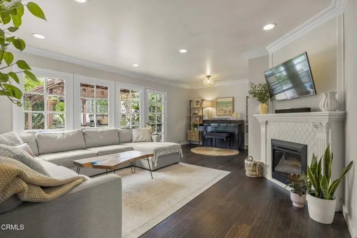 22-web-or-mls-SeaoroStudios-630Redwood00