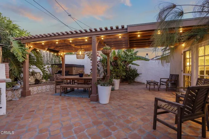 9-web-or-mls-SeaoroStudios-630R-TWI021