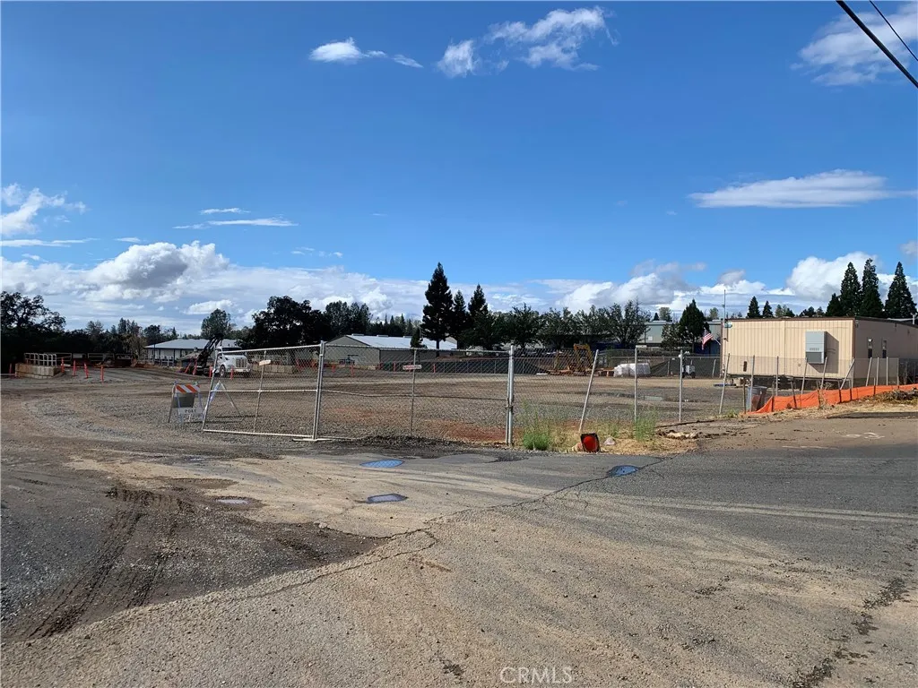 5369 Clark Rd