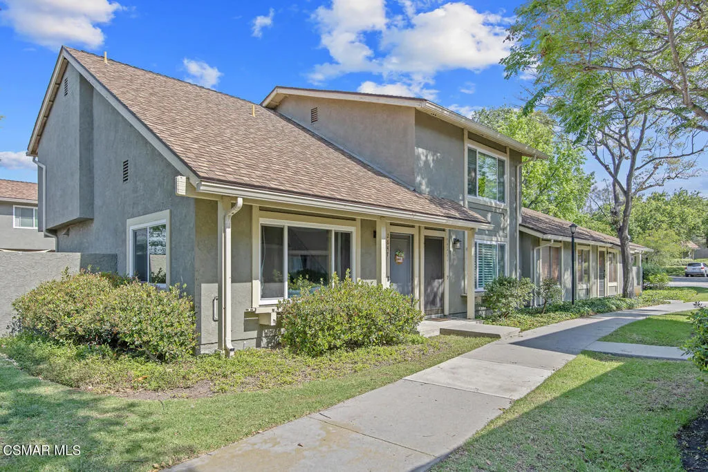 2647 La Paloma Cir Thousand-large-002-01