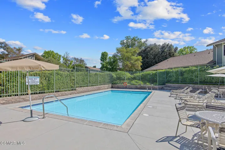 2647 La Paloma Cir Thousand-large-027-01