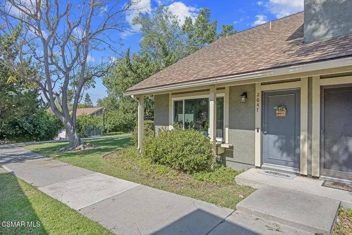 2647 La Paloma Cir Thousand-large-001-01