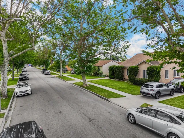 6149 Blackthorne, Lakewood, California 90712