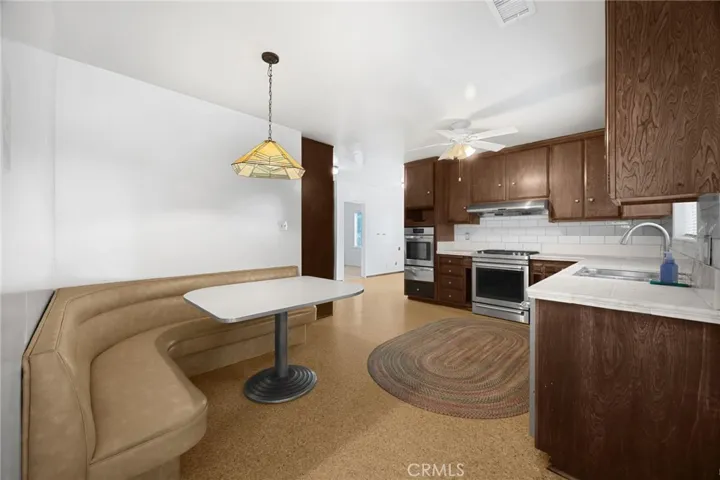 6149 Blackthorne, Lakewood, California 90712