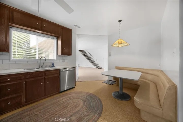 6149 Blackthorne, Lakewood, California 90712