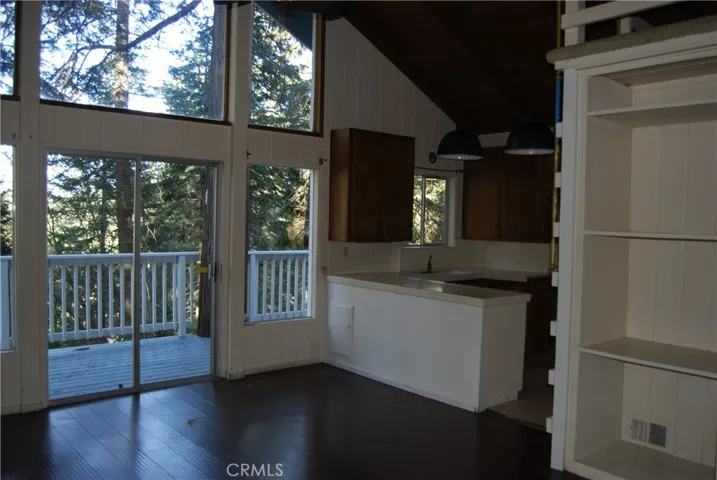 807 Sierra Vista, Twin Peaks, California 92391