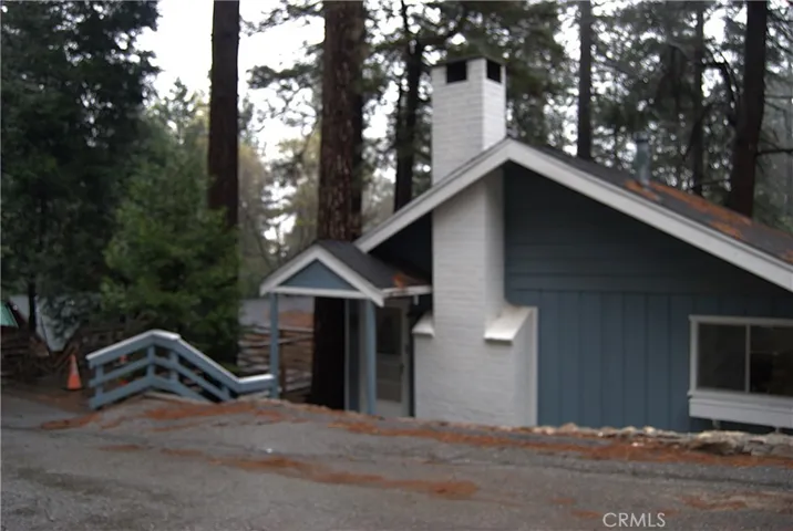 807 Sierra Vista, Twin Peaks, California 92391