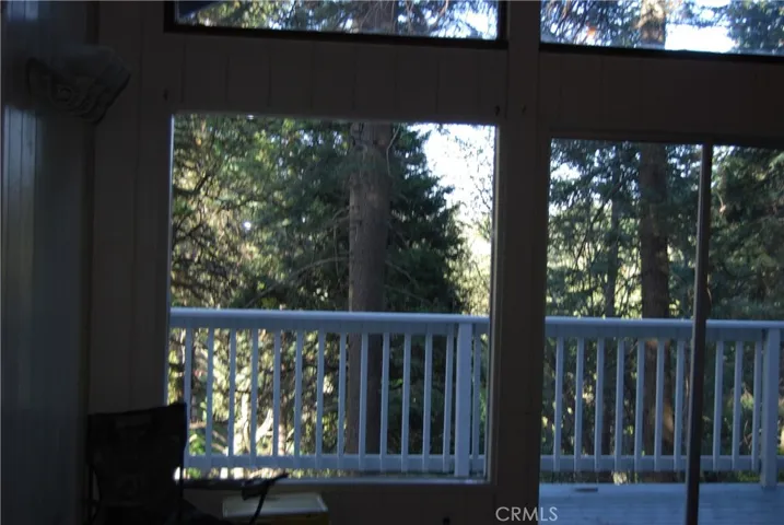 807 Sierra Vista, Twin Peaks, California 92391