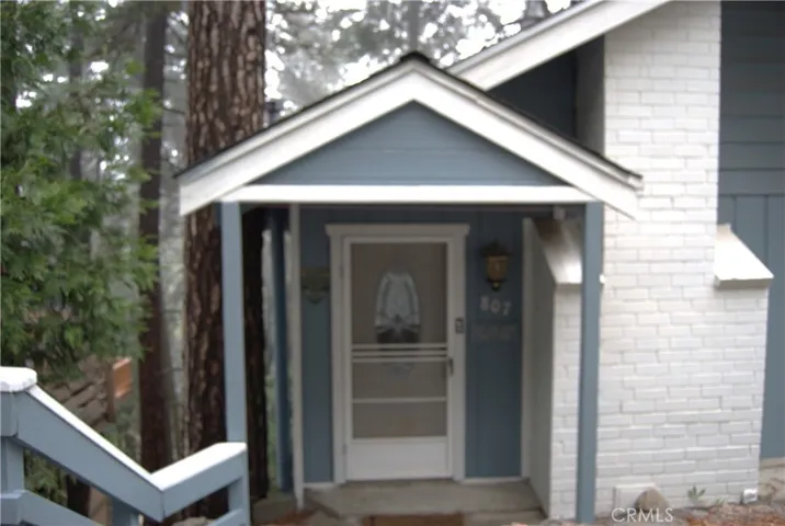 807 Sierra Vista, Twin Peaks, California 92391