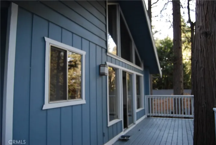 807 Sierra Vista, Twin Peaks, California 92391